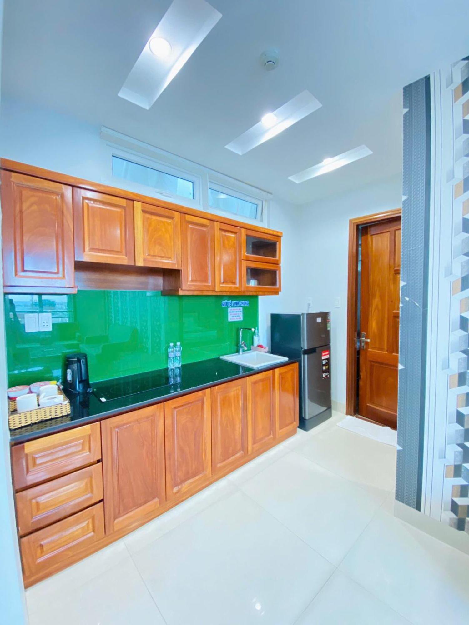 Khách Sạn&căn Hộ Sao Mai Khách sạn