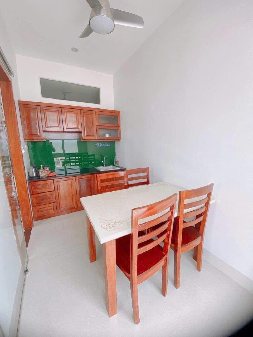Khách Sạn&căn Hộ Sao Mai 2*
